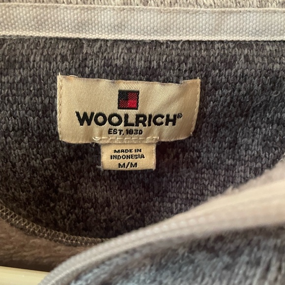 Pullover - Picture 3 of 3